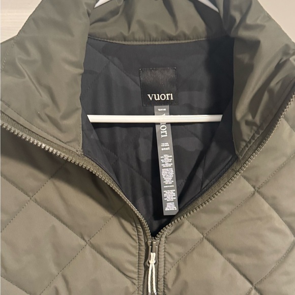Vuori Sage Quilted Jacket - Picture 3 of 4